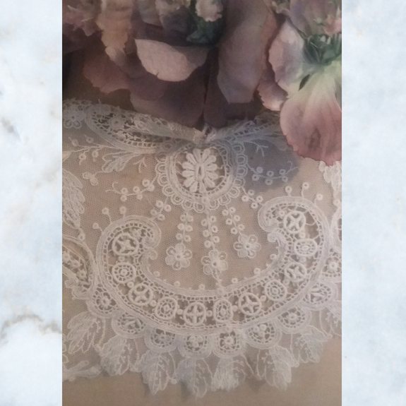 Victorian lace collar