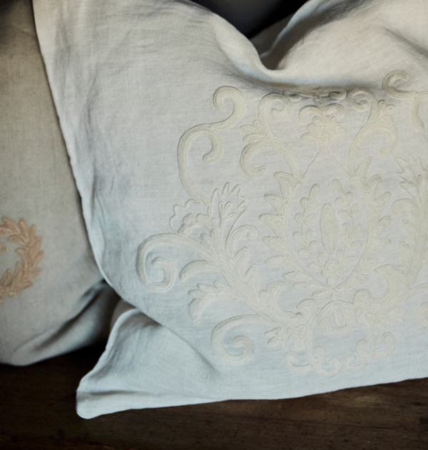Femme Facon linen embroidered cushion