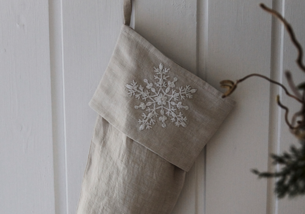 Femme Facon snowflake linen stocking